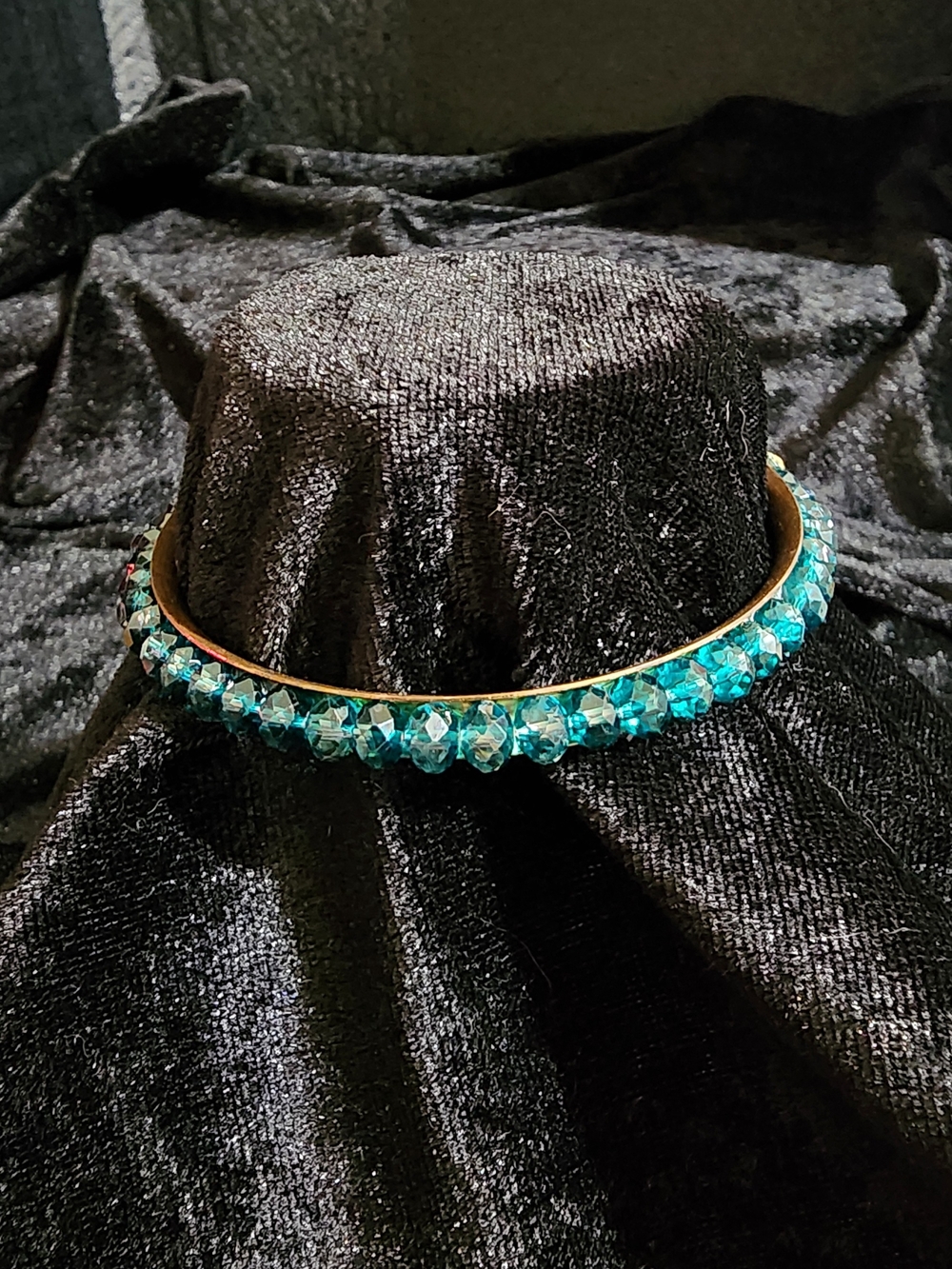 Emerald Peacock Pendant Necklace with Gold-Tone Chain - Picture 2 of 8